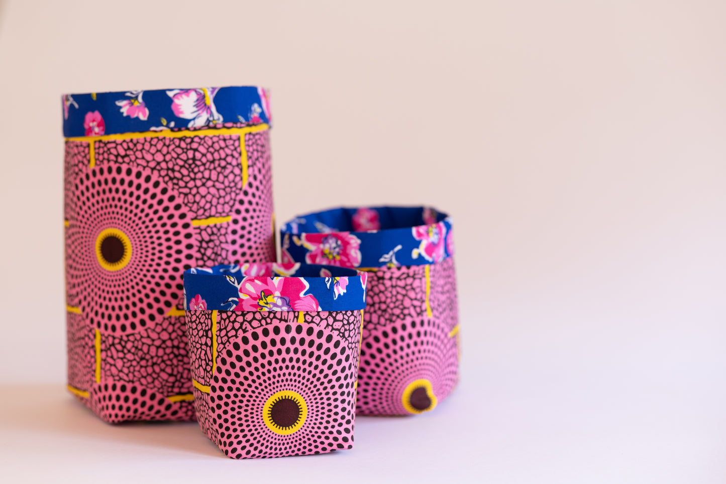 Flower peacock foldable baskets