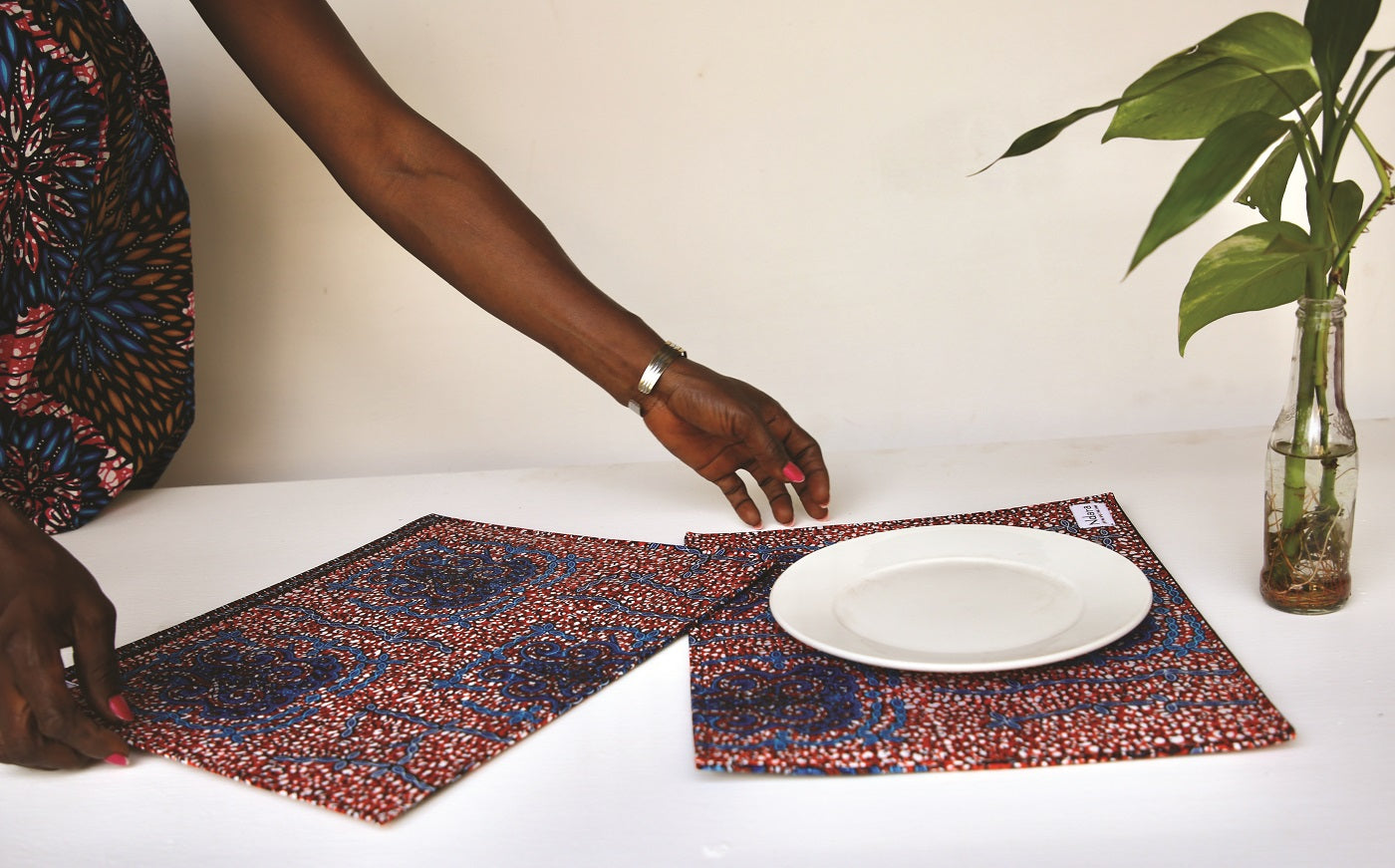 Vine placemat