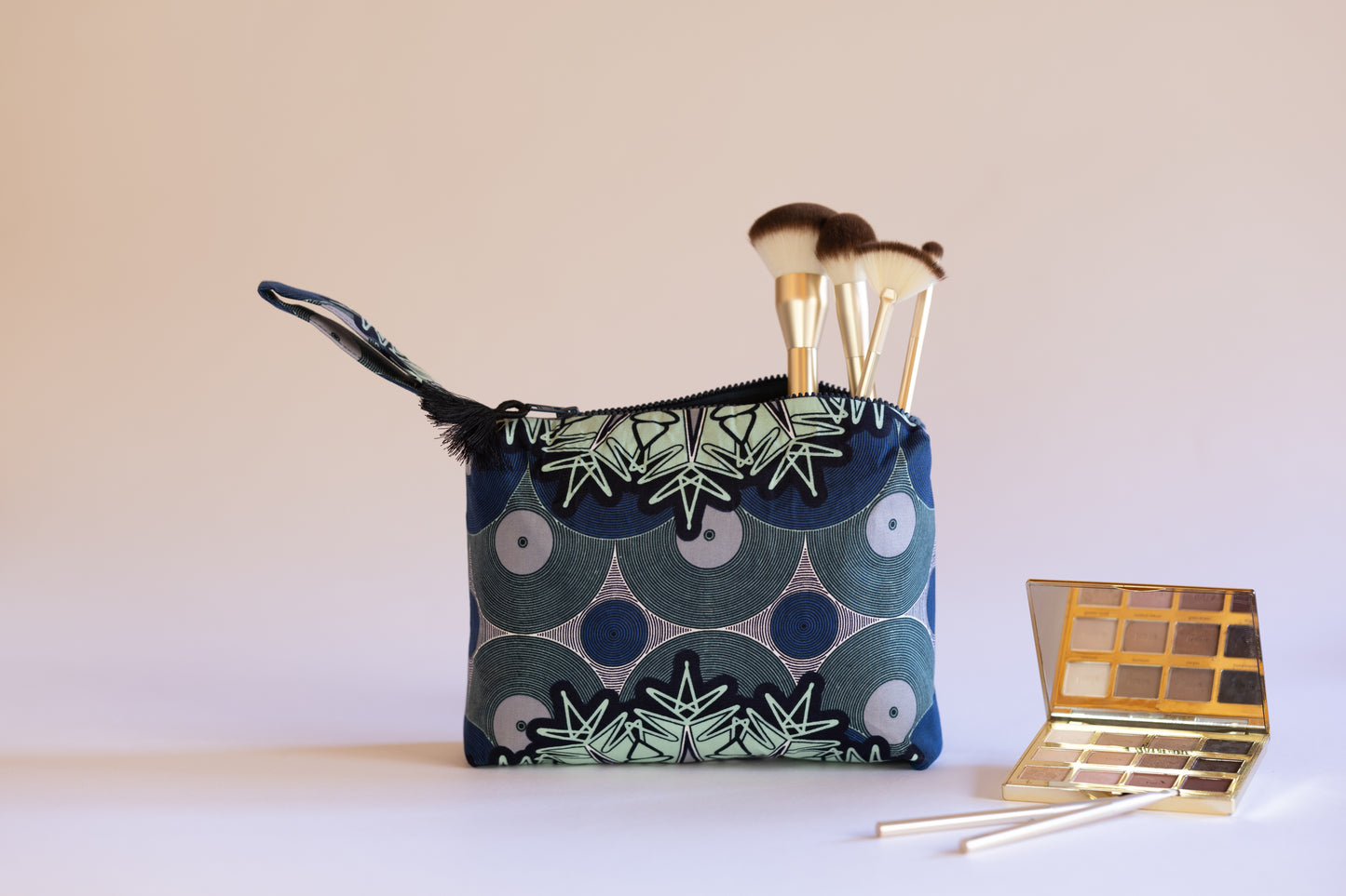 Star pouch