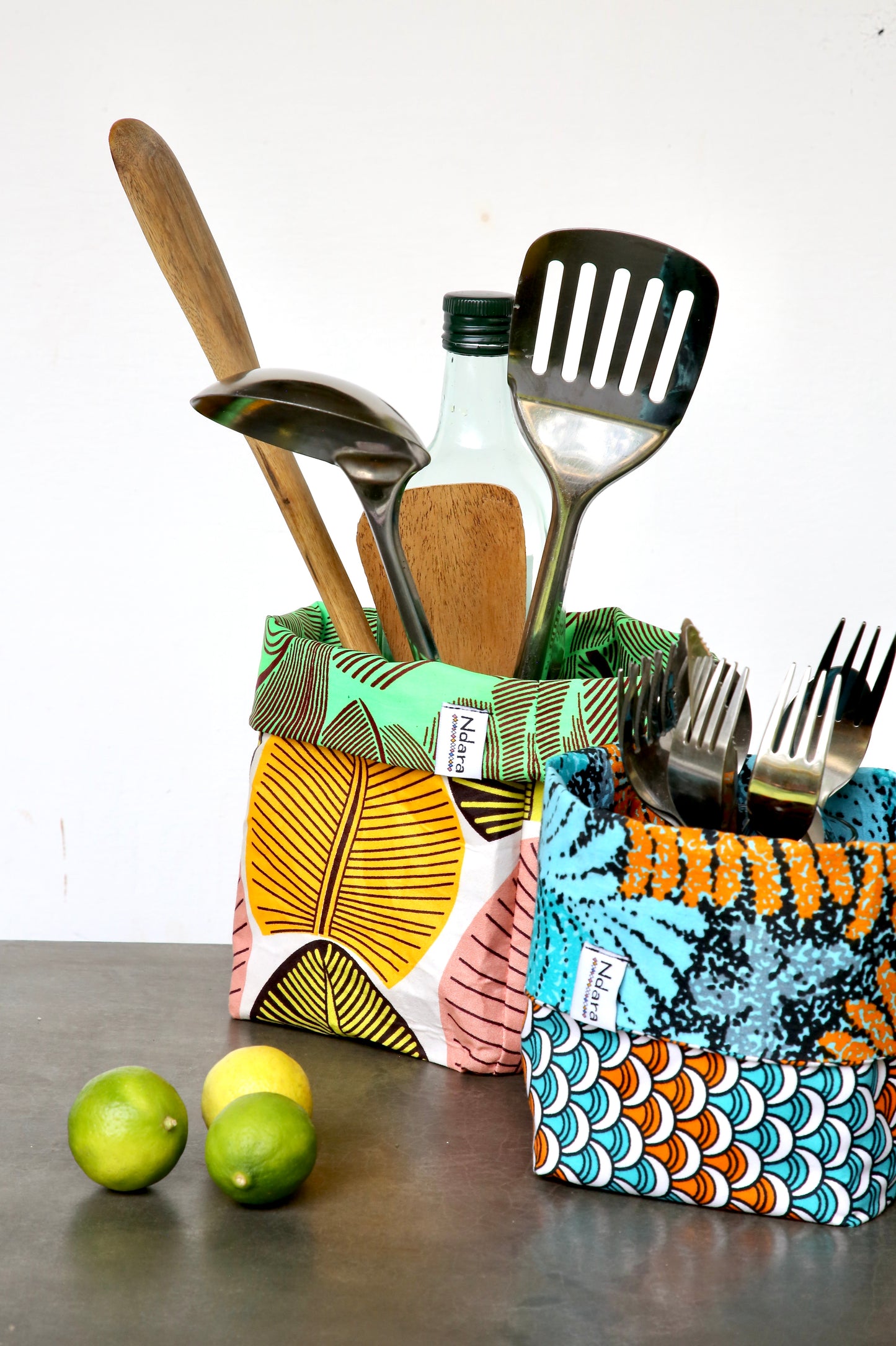 Autumn leaves foldable baskets