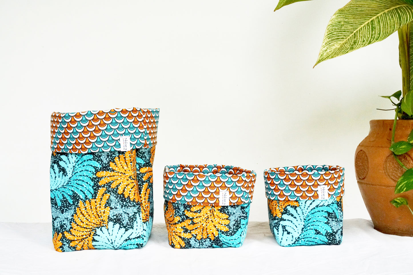 Fern foldable baskets