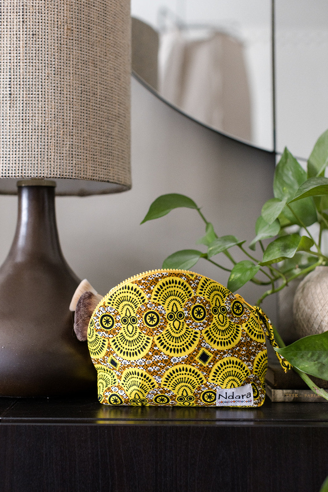 Jocelyne Curve Pouch in Sunshine