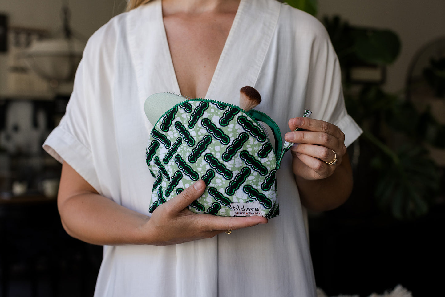 Jocelyne Curve Pouch in Green Beans