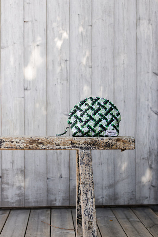 Jocelyne Curve Pouch in Green Beans
