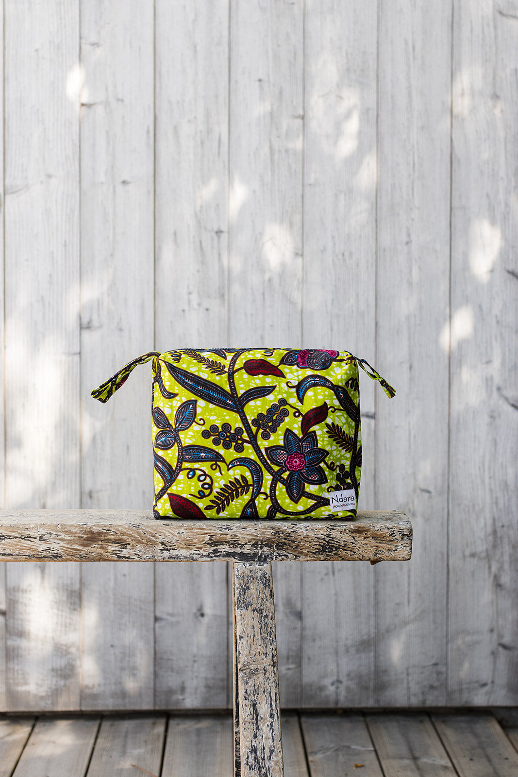 Garnella Zip Pouch in Lime Vines