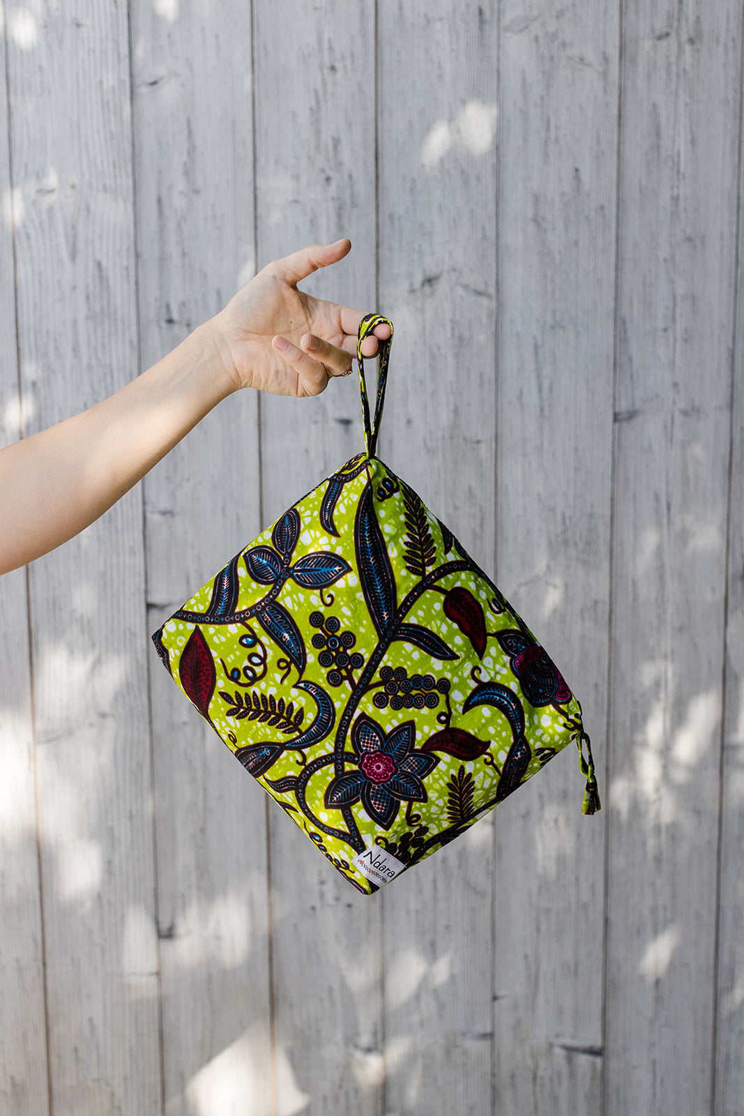 Garnella Zip Pouch in Lime Vines