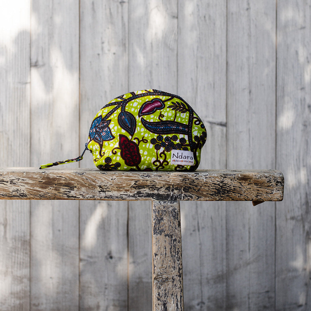 Jocelyne Curve Pouch in Lime Vines