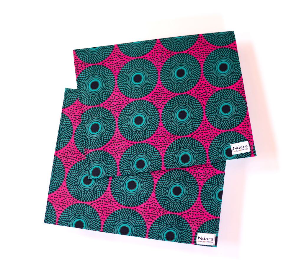 Green peacock placemat